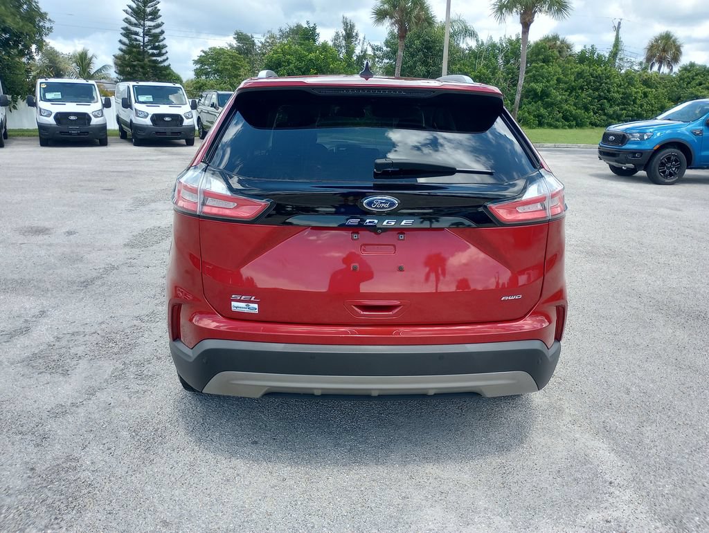 Used 2022 Ford Edge SEL w/ Convenience Package AWD/4WD image 6