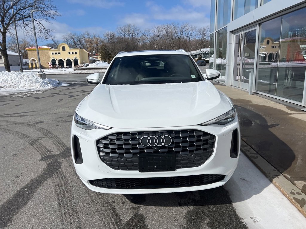 Certified 2025 Audi Q5 Premium w/ Convenience Package image 54