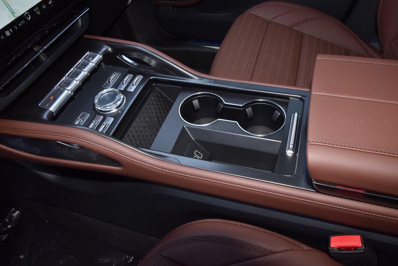 New 2026 Lincoln Nautilus Reserve AWD/4WD image 60