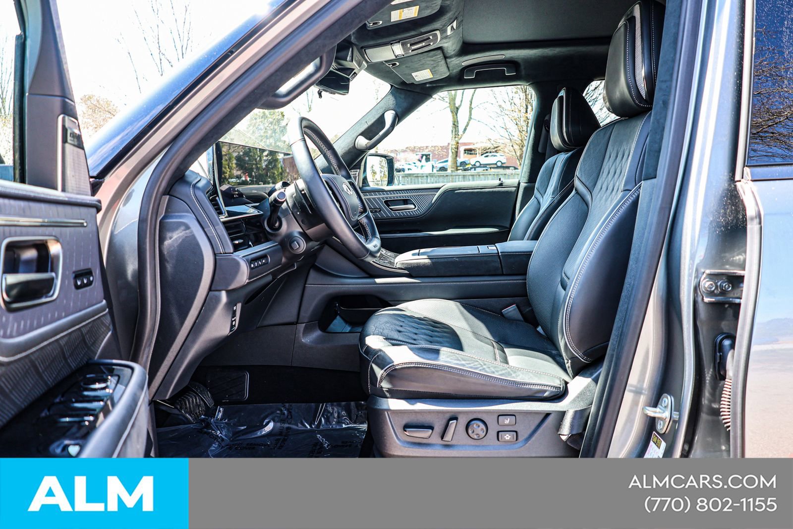 Used 2025 INFINITI QX80 Autograph w/ Premium Cargo Package image 18