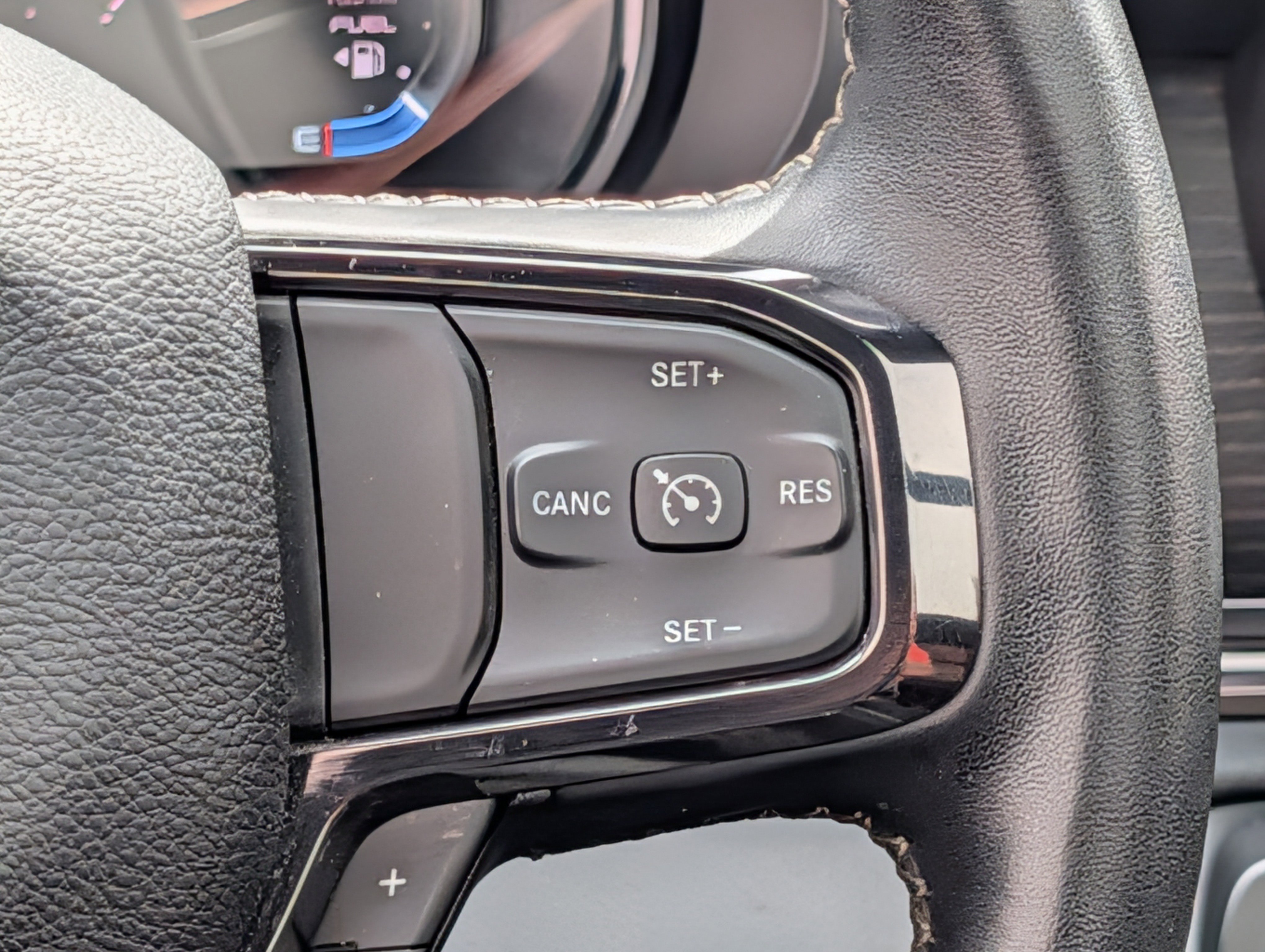 Used 2024 RAM 1500 Limited w/ Body Color Bumper Group AWD/4WD image 23