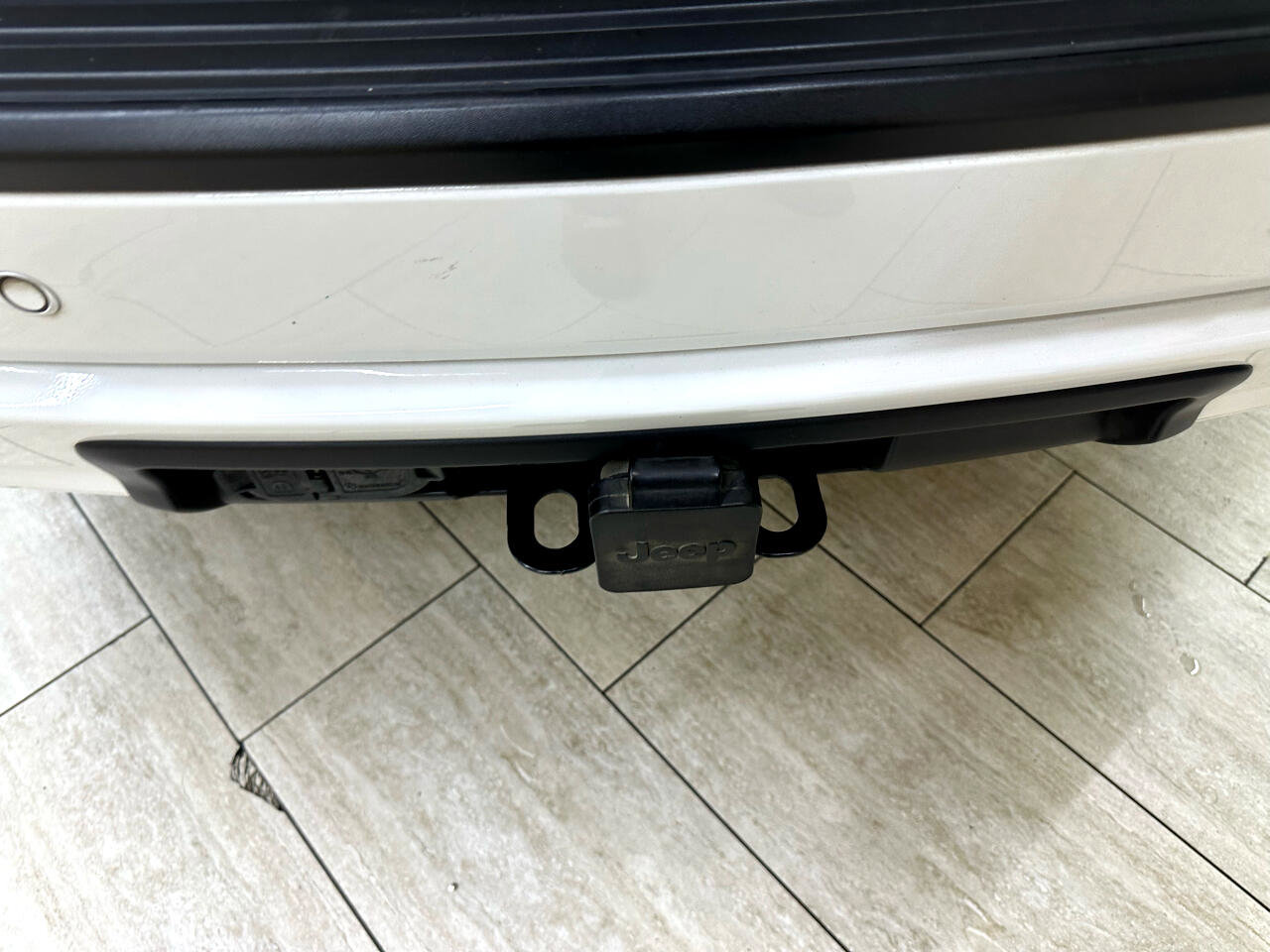 Used 2022 Jeep Grand Cherokee Laredo X image 38