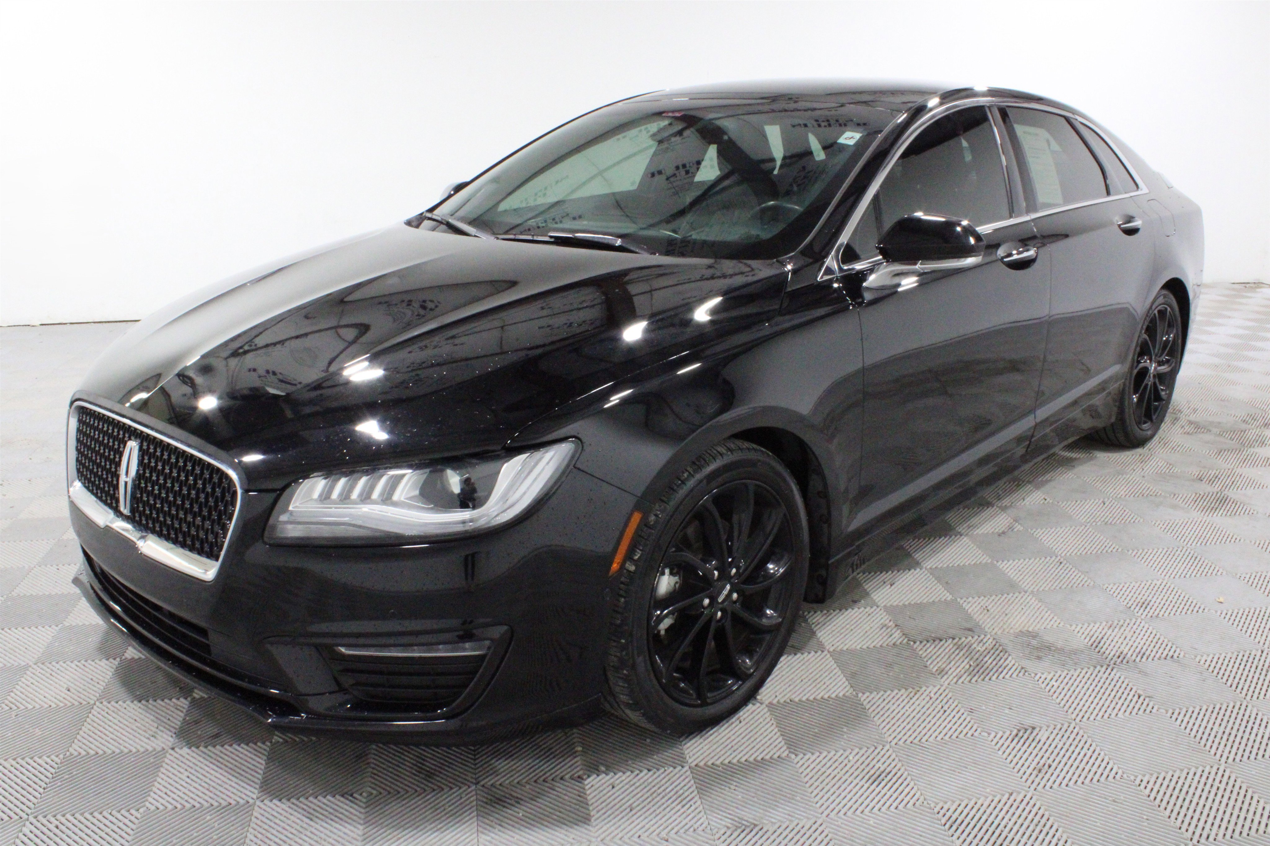Used 2020 Lincoln MKZ Reserve w/ Monochromatic Package FWD image 29