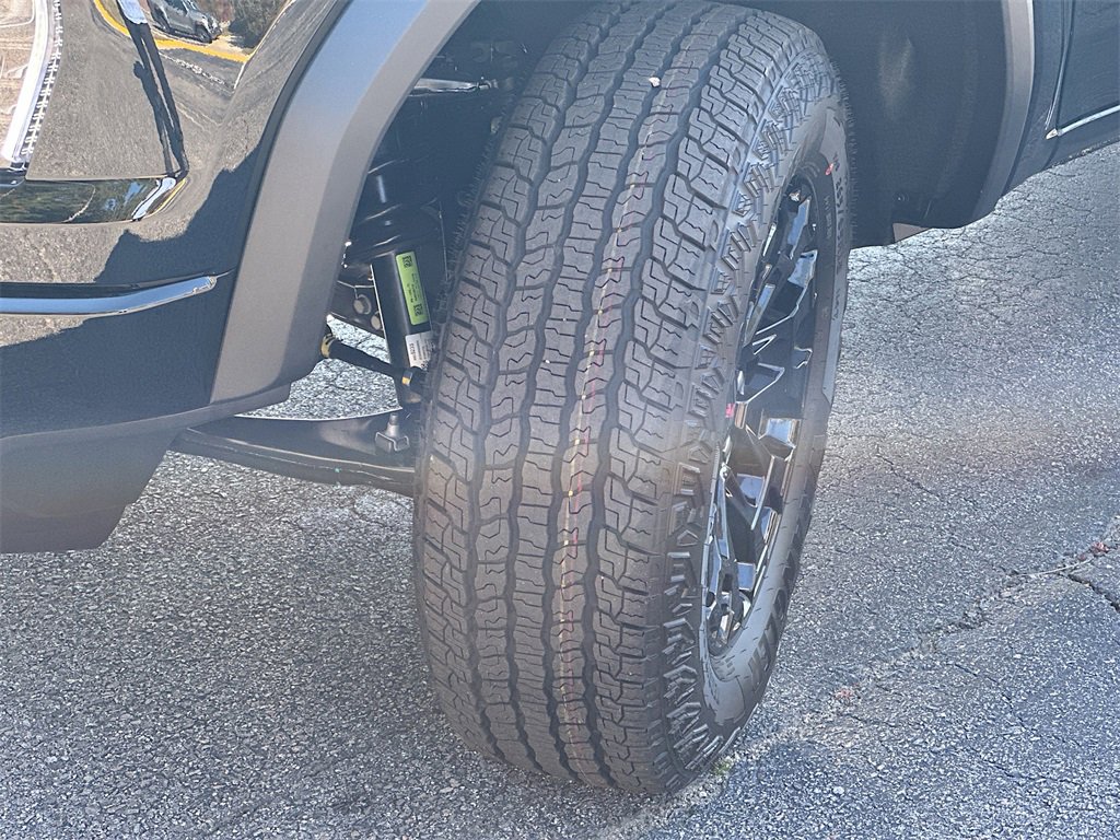 New 2026 GMC Canyon Elevation w/ Convenience Package image 25