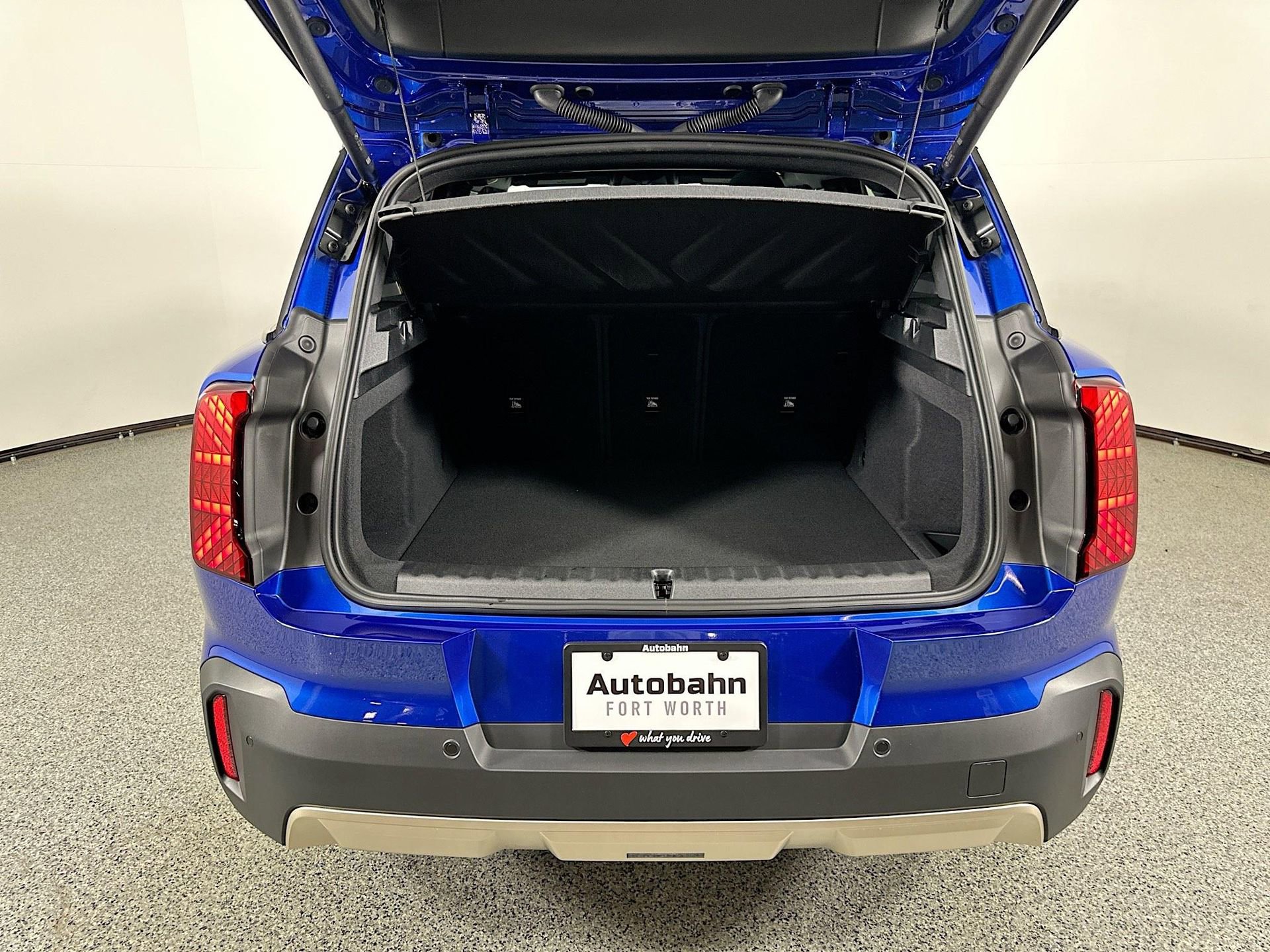 New 2025 MINI Cooper Countryman S w/ Comfort Package Max image 31