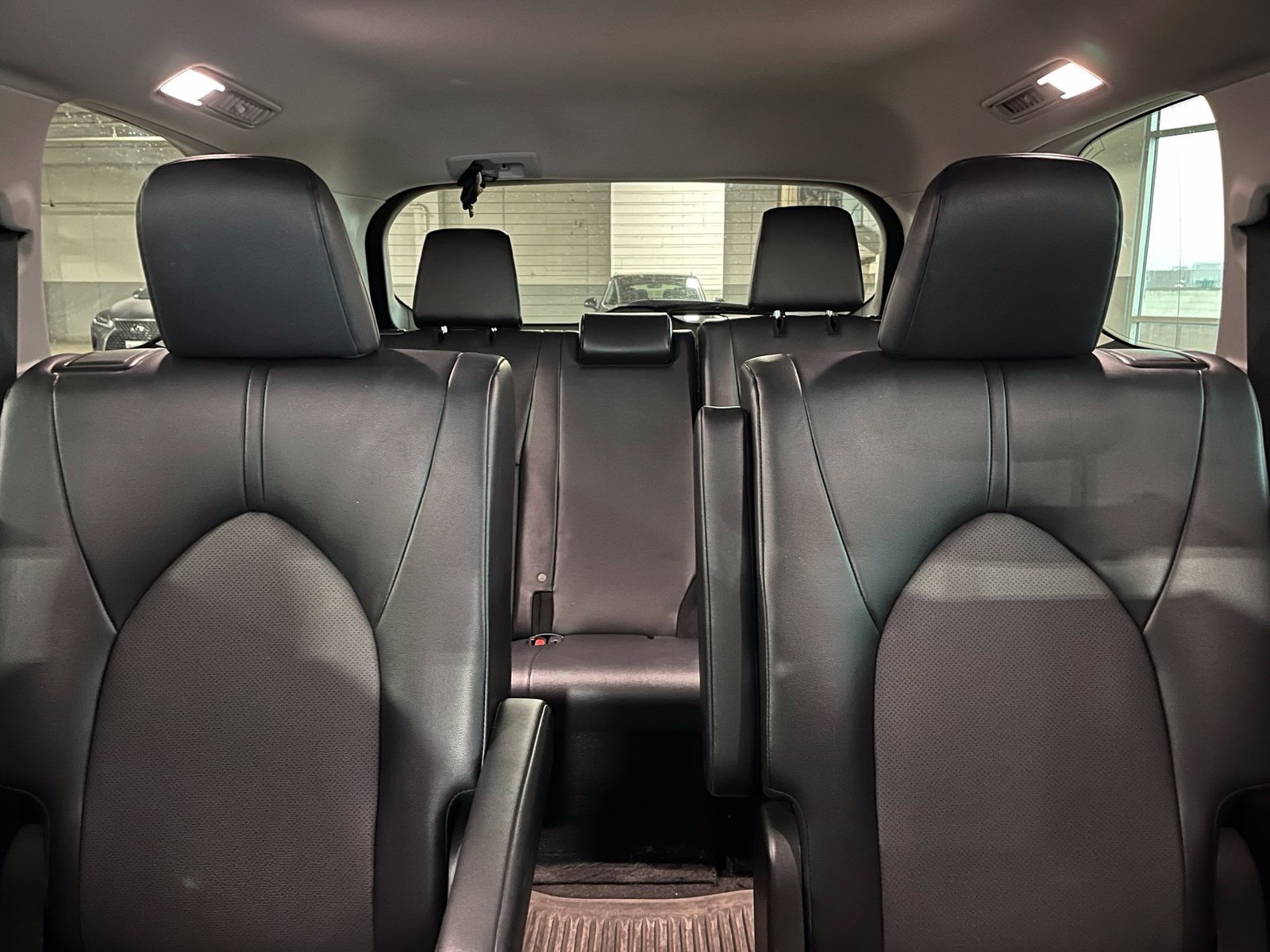 Used 2024 Toyota Grand Highlander AWD Hybrid image 19