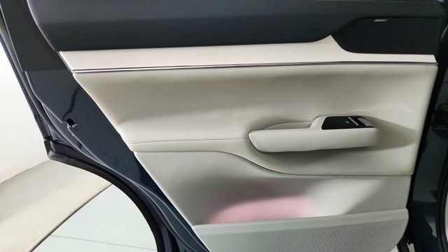 New 2026 Volvo EX90 Plus AWD/4WD image 27