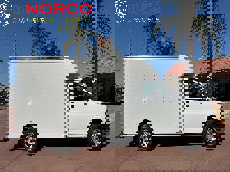 Used 2018 Chevrolet Express 3500 w/ Chrome Appearance Package