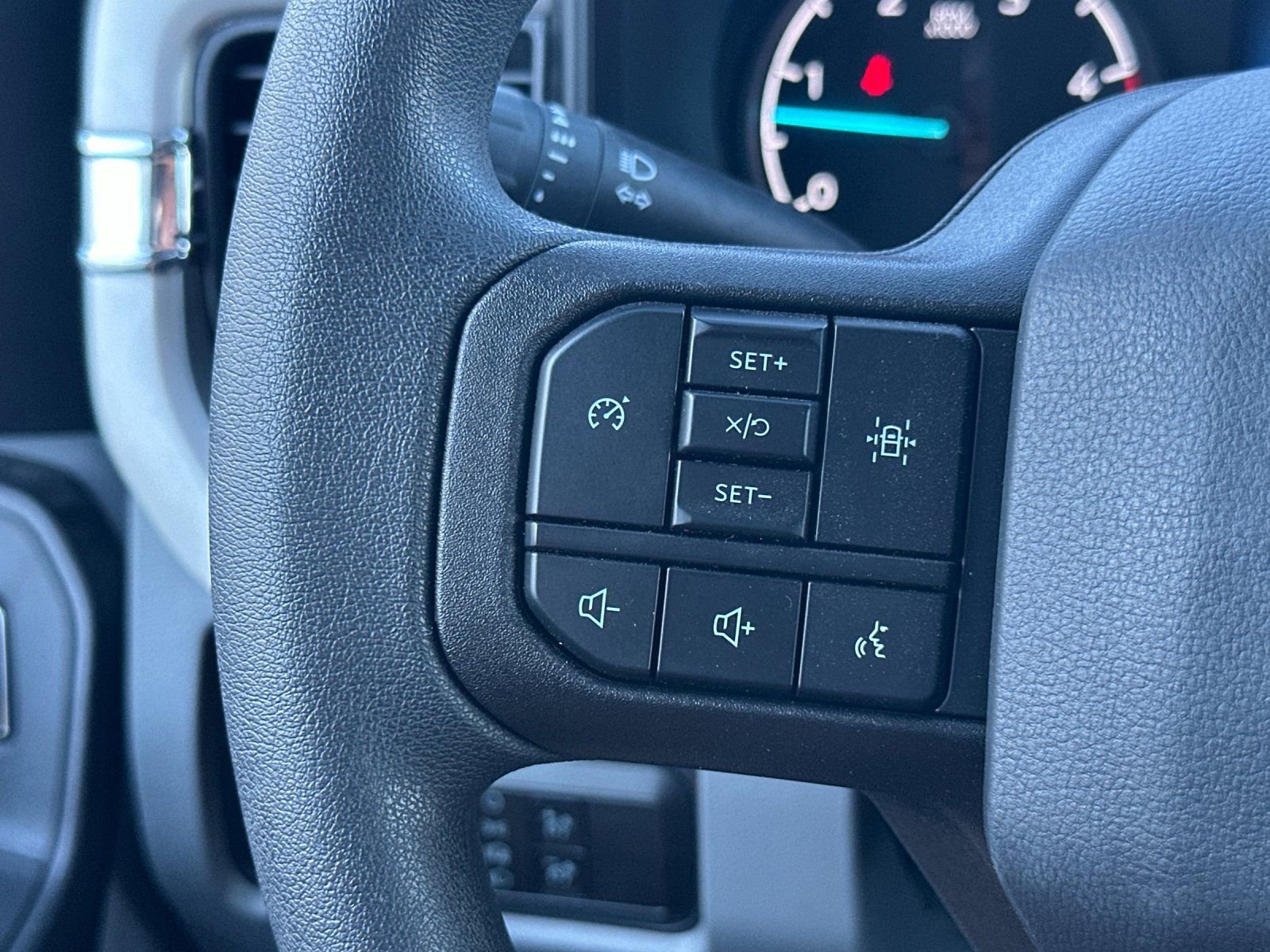 Used 2024 Ford F550 XL w/ XL Chrome Package image 23