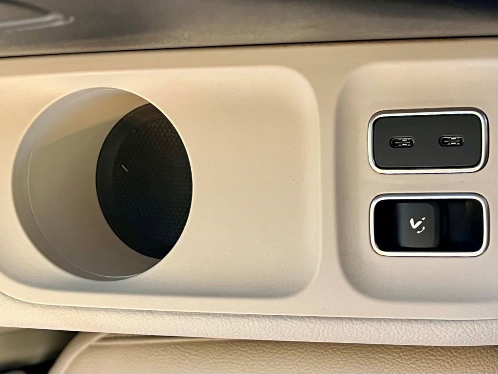 Certified 2023 Mercedes-Benz GLS 450 4MATIC image 24