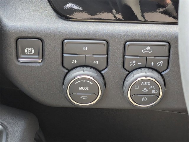 New 2026 Chevrolet Silverado 2500 LT image 17