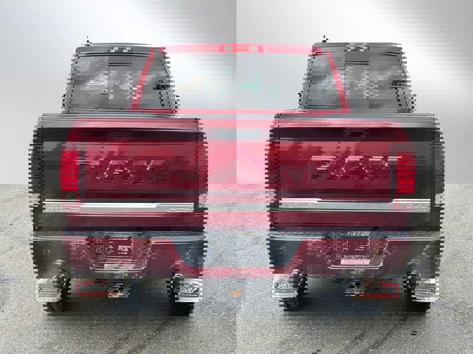 Used 2018 RAM 1500 Limited image 6