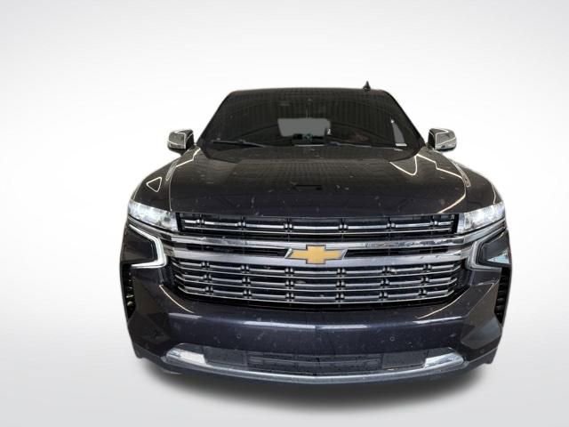 Used 2023 Chevrolet Suburban Premier RWD image 3