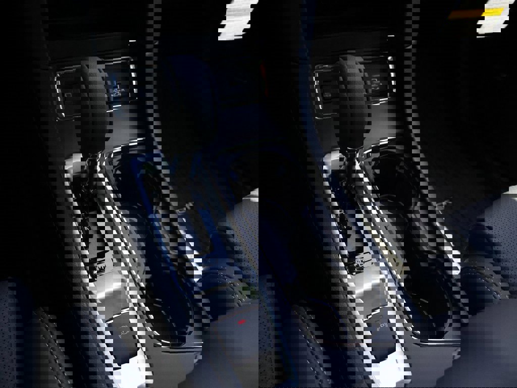 New 2025 Subaru Ascent Limited image 41