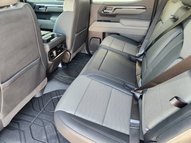Used 2025 Chevrolet Silverado 1500 ZR2 w/ Dark Appearance Package AWD/4WD image 32