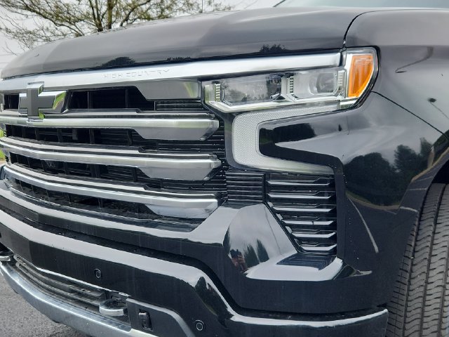 New 2026 Chevrolet Silverado 1500 High Country w/ High Country Premium Package AWD/4WD image 10