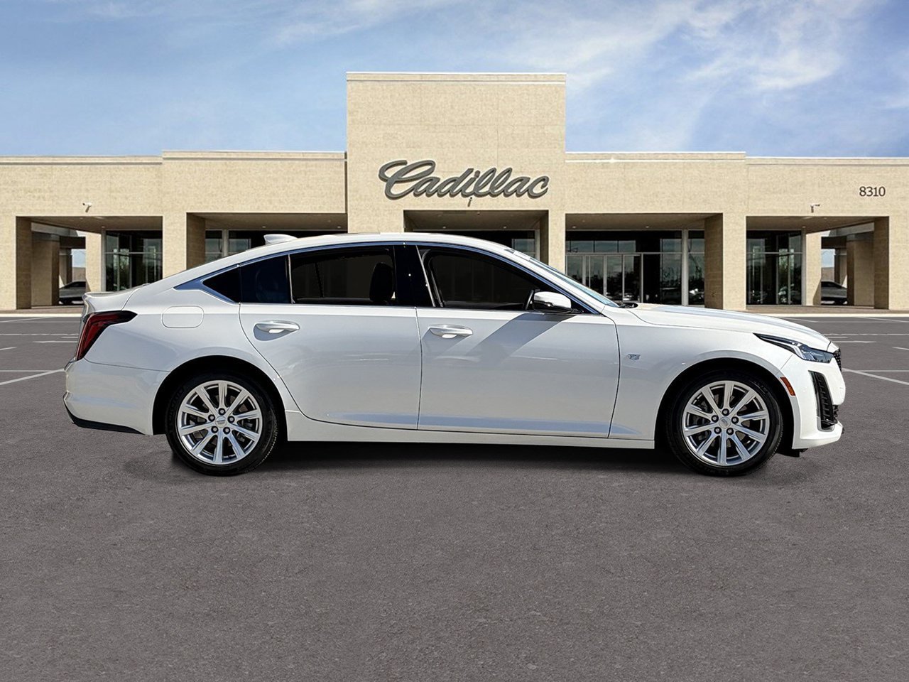 Certified 2024 Cadillac CT5 Luxury RWD image 4