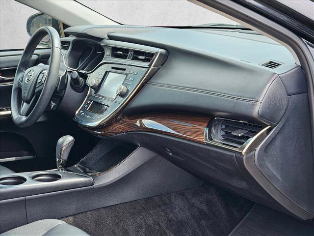 Used 2015 Toyota Avalon XLE Touring FWD image 18