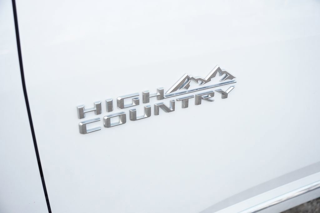 Certified 2023 Chevrolet Traverse High Country image 14