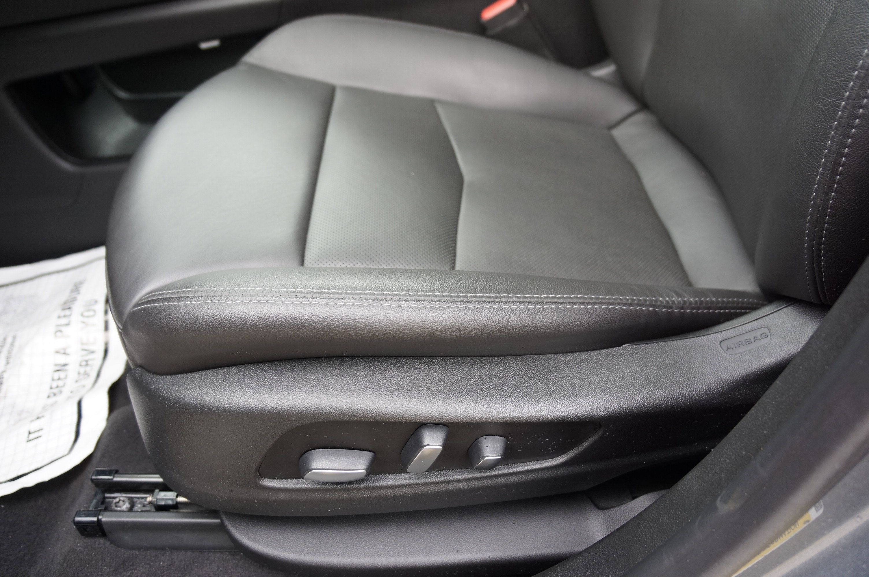Used 2025 Cadillac XT5 Premium Luxury image 26