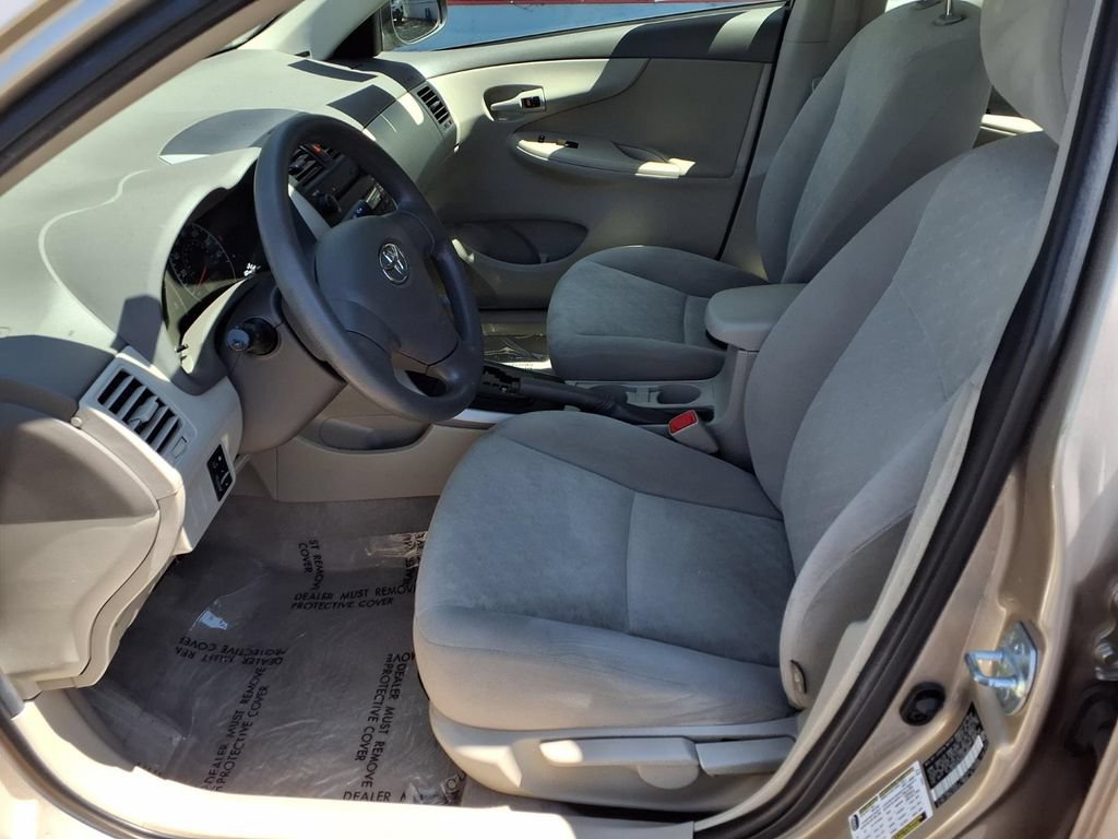 Used 2009 Toyota Corolla LE FWD image 16