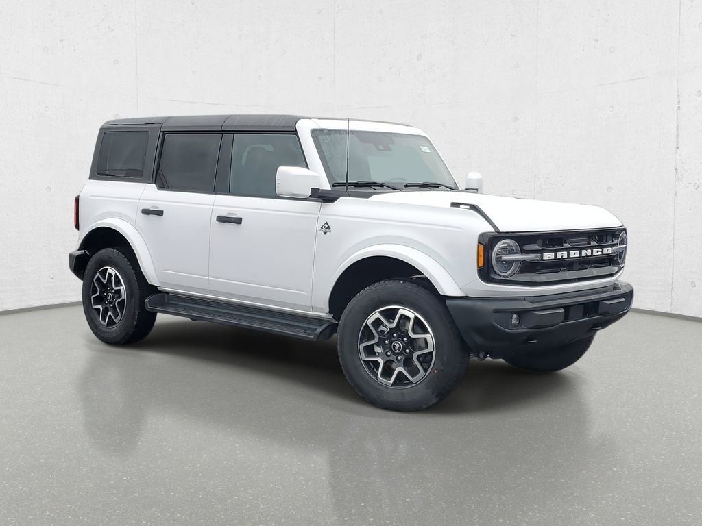 New 2026 Ford Bronco Outer Banks image 2