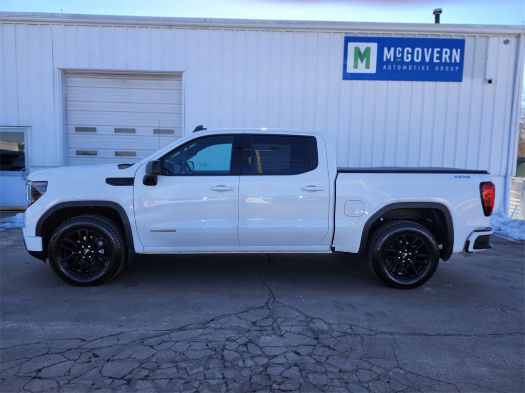Used 2023 GMC Sierra 1500 Elevation image 2