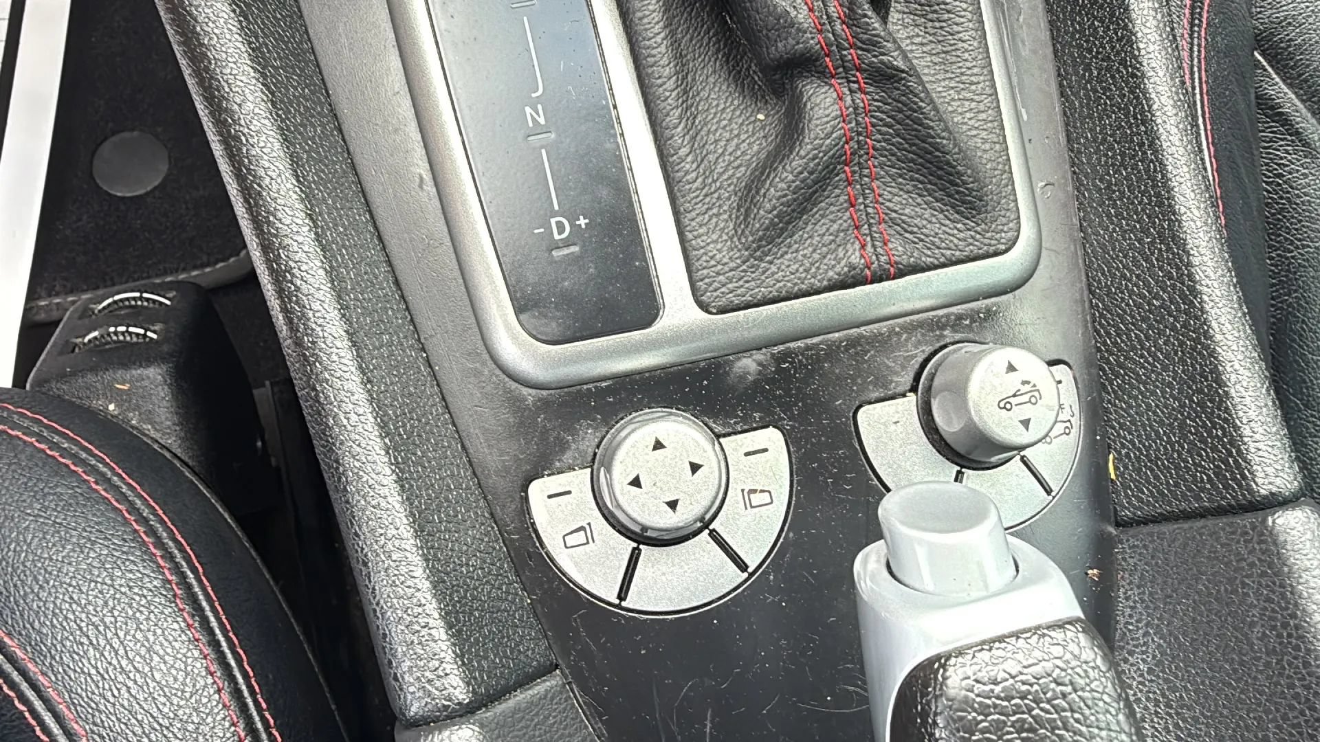 Used 2008 Mercedes-Benz SLK 350 image 16