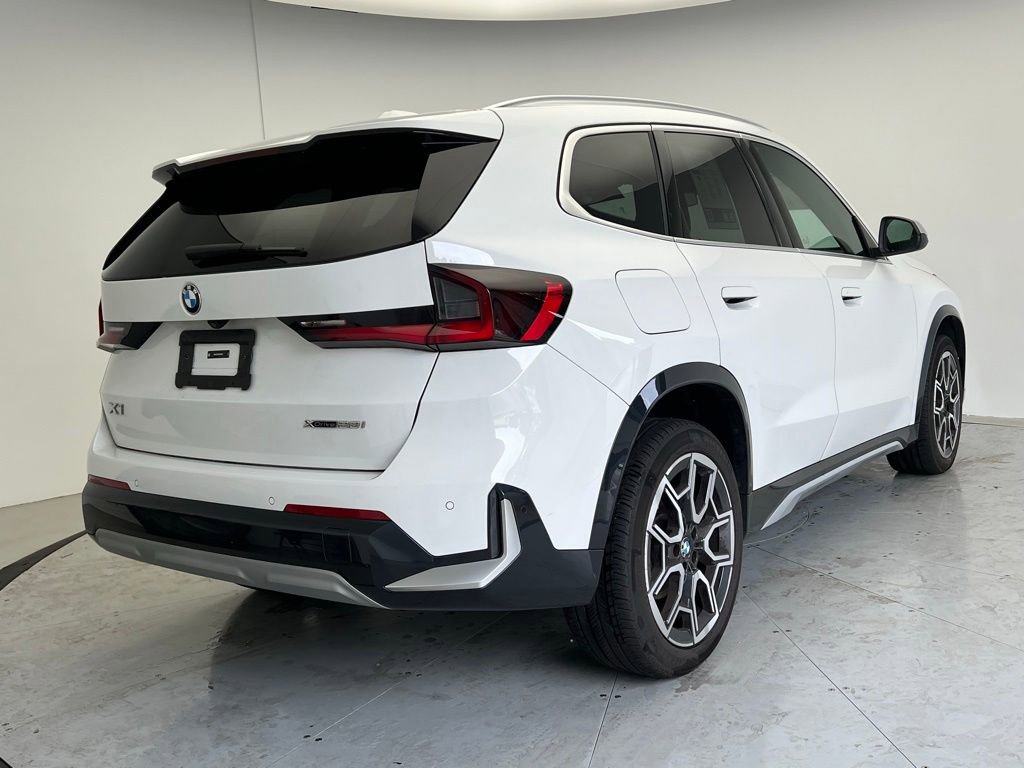 Certified 2024 BMW X1 xDrive28i w/ Convenience Package AWD/4WD image 3
