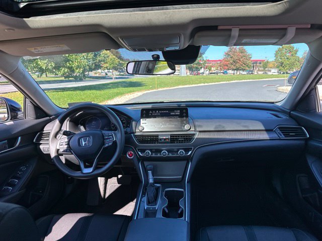 Used 2020 Honda Accord EX image 18