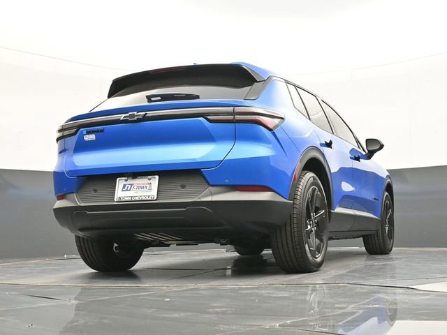 New 2026 Chevrolet Equinox EV LT w/ Midnight Package image 42
