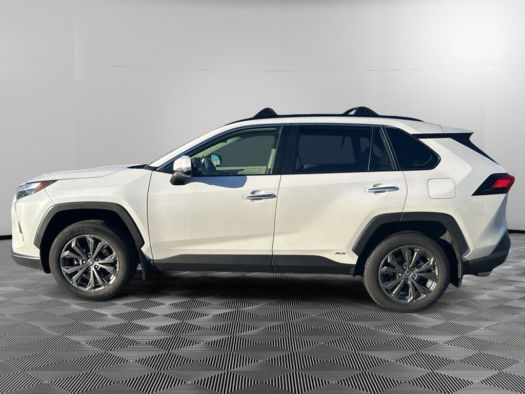 Used 2024 Toyota RAV4 Limited image 4