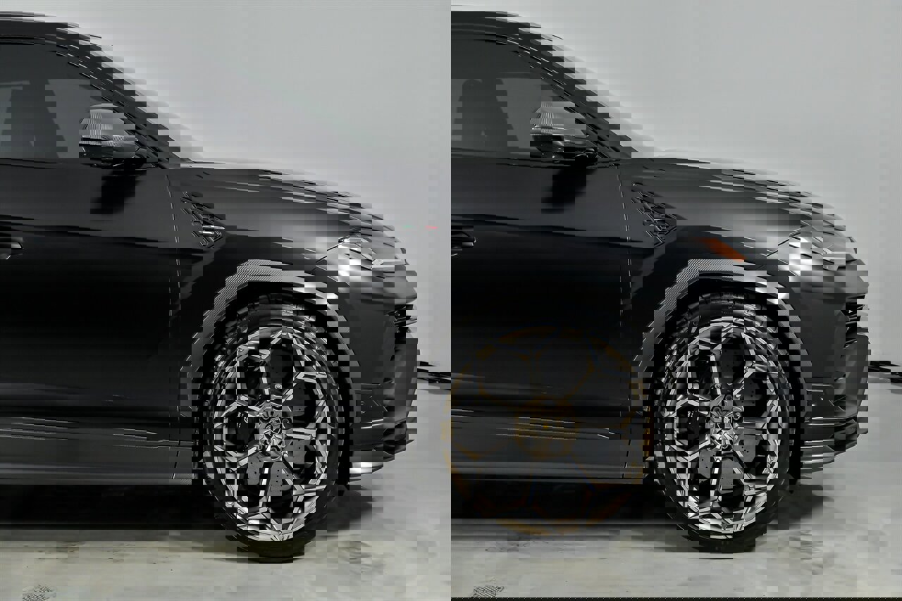Used 2024 Lamborghini Urus Performante image 15