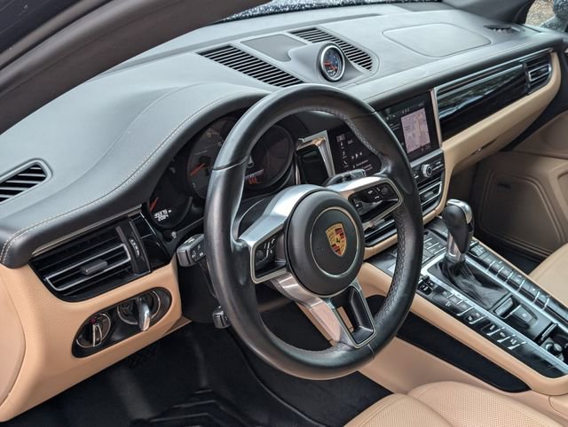 Used 2021 Porsche Macan S image 12