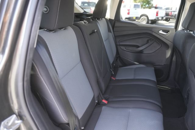 Used 2019 Ford Escape SE image 16
