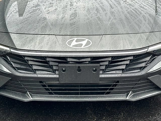 Used 2026 Hyundai Elantra Sport FWD image 8