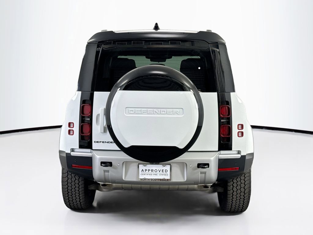 Used 2025 Land Rover Defender 110 S image 6