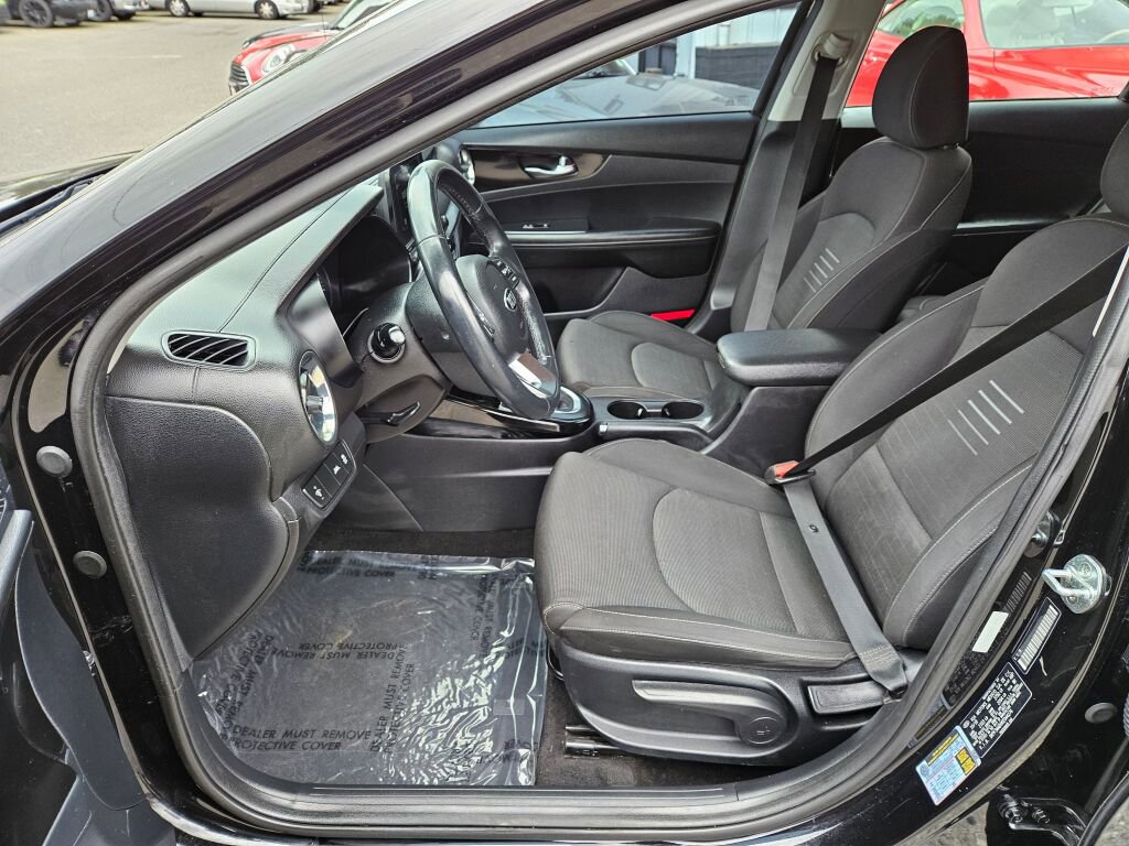 Used 2019 Kia Forte S image 18