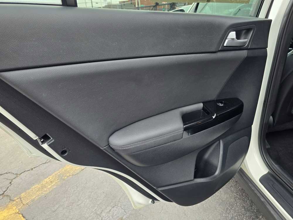 Used 2021 Kia Sportage EX image 14