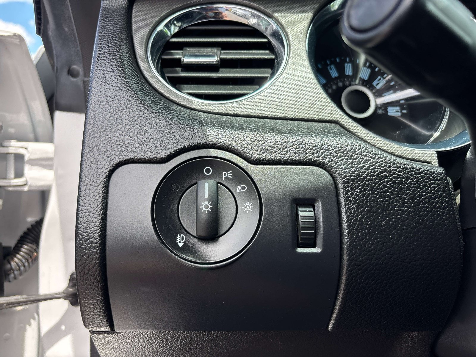 Used 2014 Ford Mustang Coupe w/ Equipment Group 102A RWD image 16