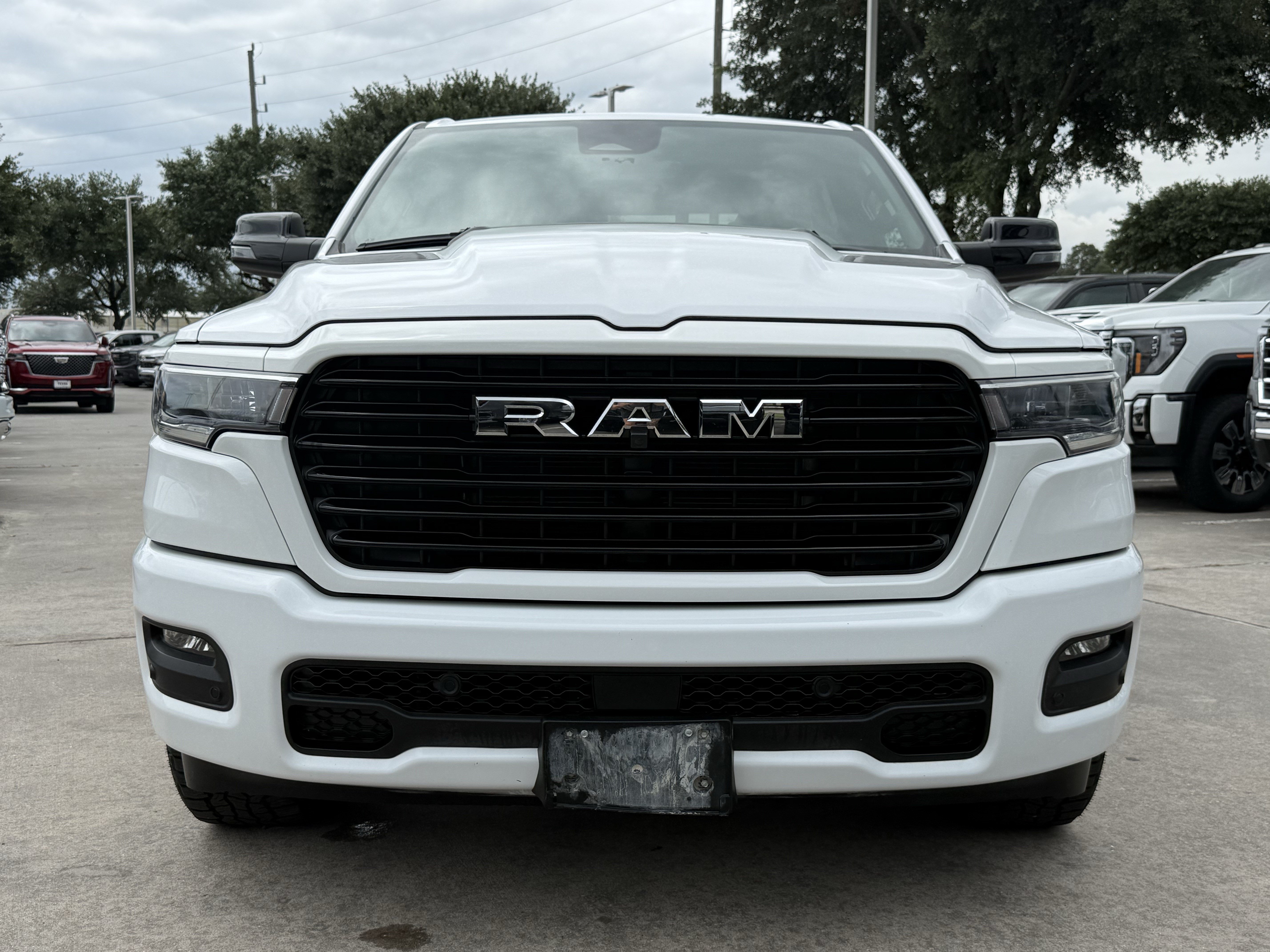Used 2025 RAM 1500 Laramie w/ Sport Appearance Package AWD/4WD image 10