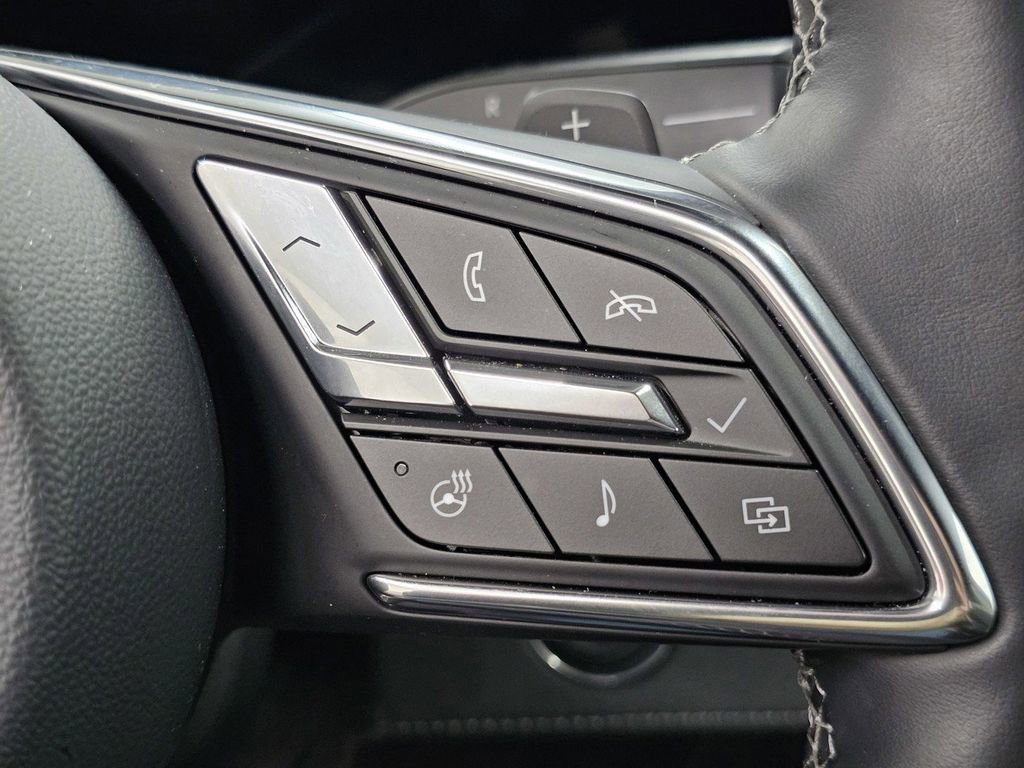 Used 2025 Buick Enclave Preferred image 31