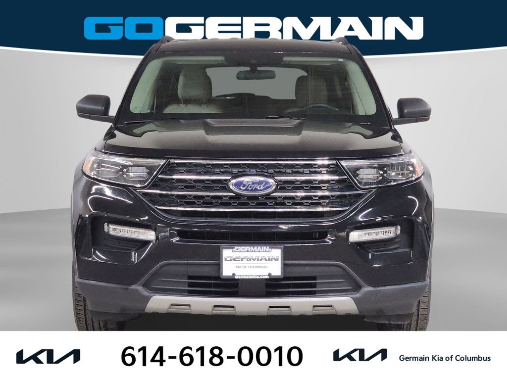 Used 2020 Ford Explorer XLT w/ Equipment Group 202A image 3