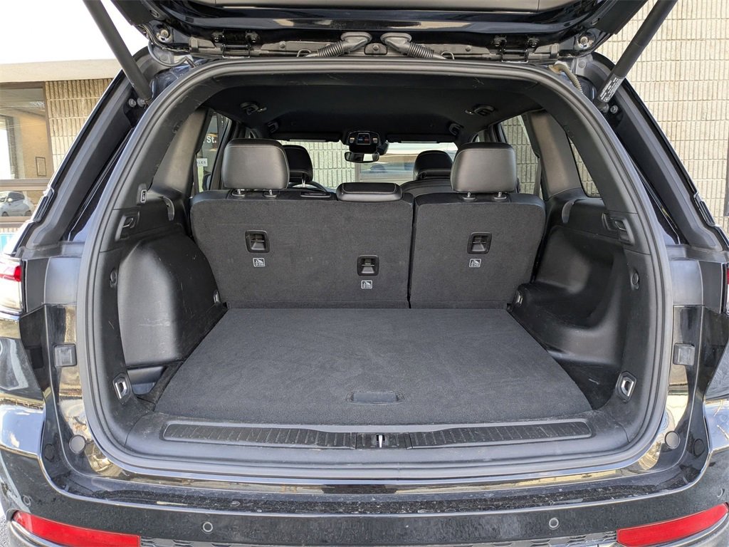 Used 2024 Jeep Grand Cherokee Altitude image 34