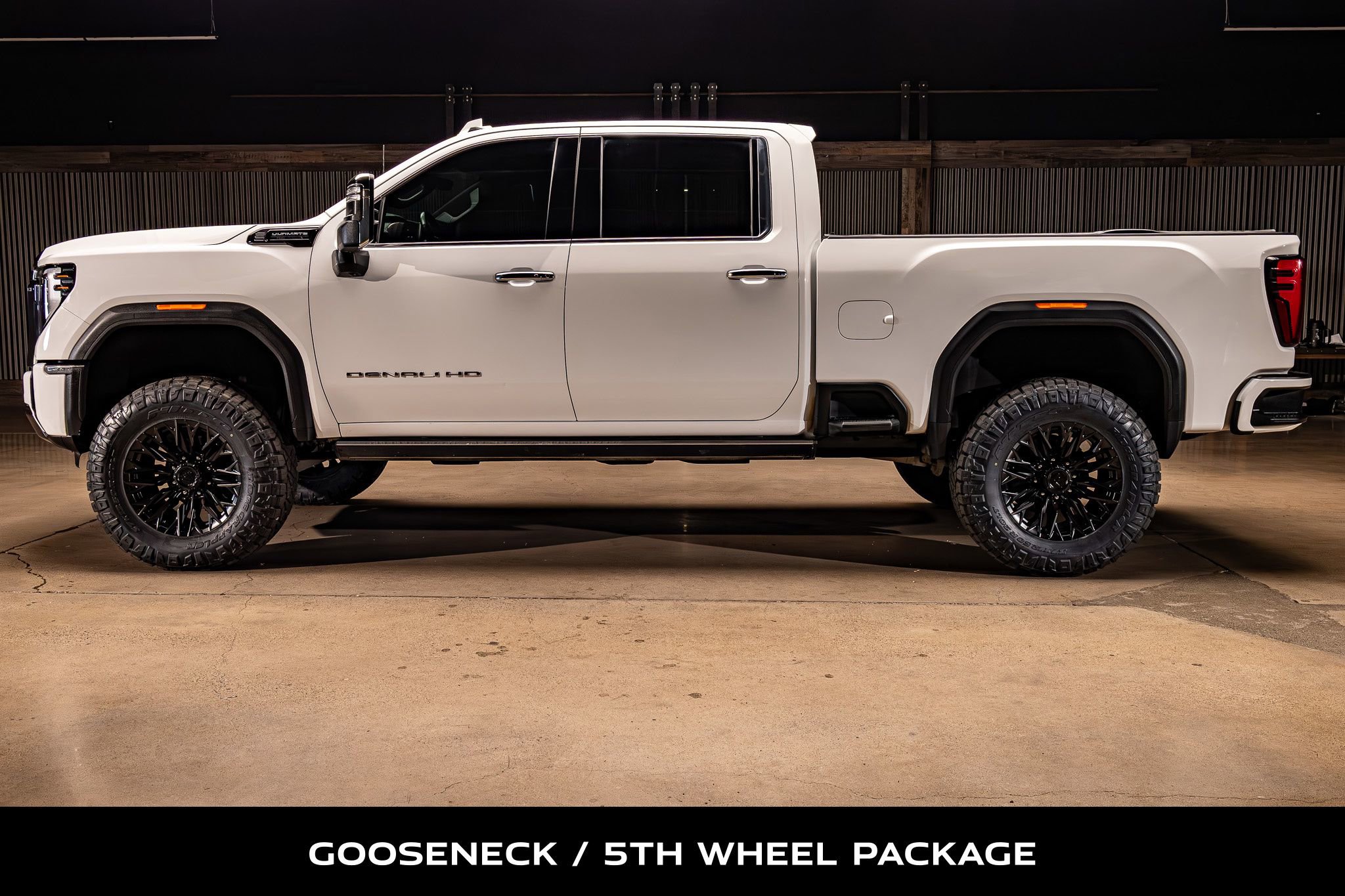 Used 2024 GMC Sierra 2500 Denali Ultimate image 6