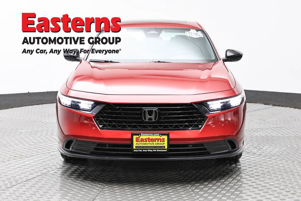 Used 2024 Honda Accord Sport image 2