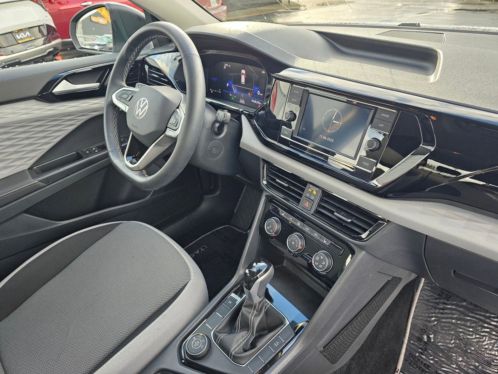 Used 2024 Volkswagen Taos S image 10