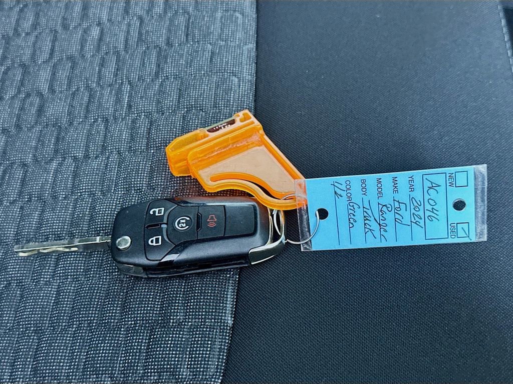 Used 2024 Ford Ranger XLT w/ FX4 Off-Road Package image 37