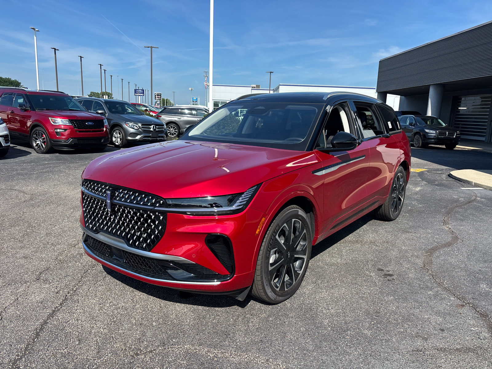 New 2026 Lincoln Nautilus Reserve AWD/4WD image 3