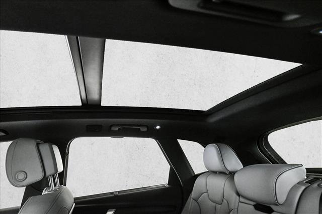 Certified 2024 Audi Q5 e Premium Plus w/ Premium Plus Package image 21